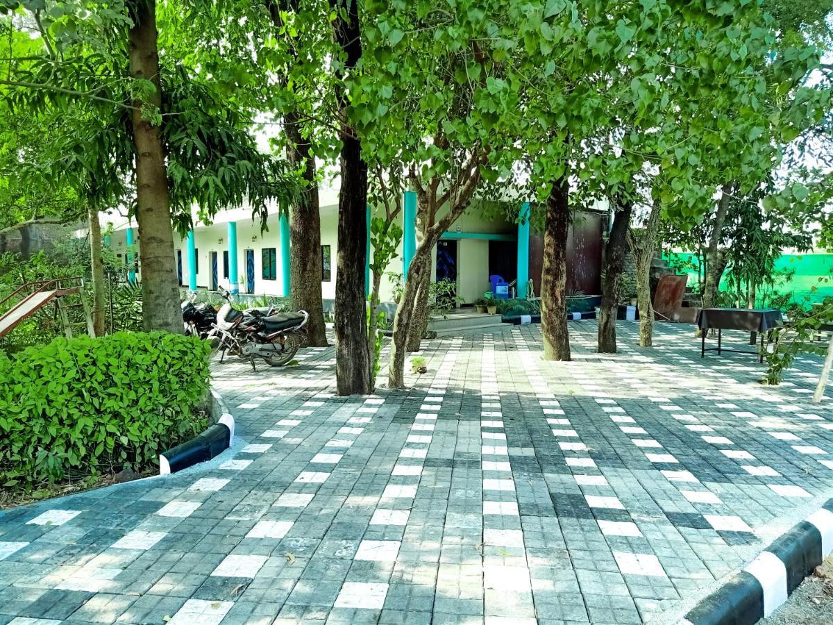 Hotel Green Park Jabalpur Zewnętrze zdjęcie